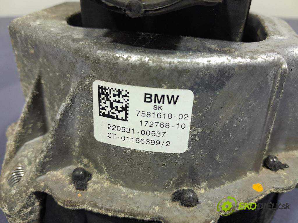 Bmw Z4 2022 Vankúš/: držiak Motor: 7581618