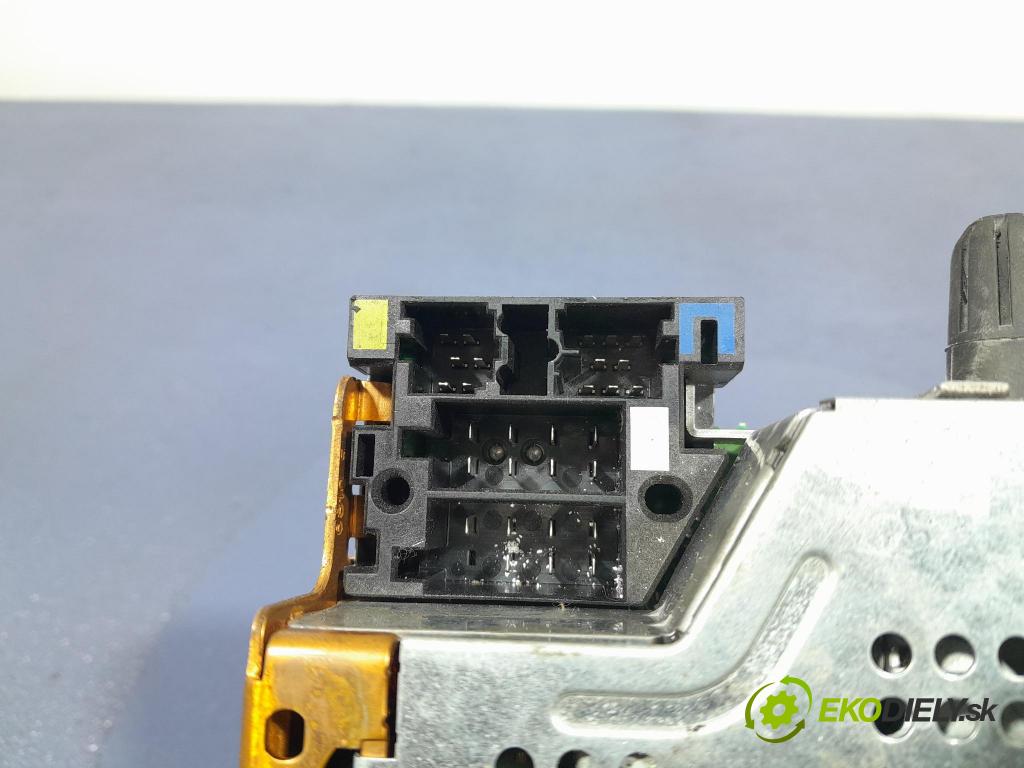 Renault Laguna 2002 Radio I Navigácia: 8200002607