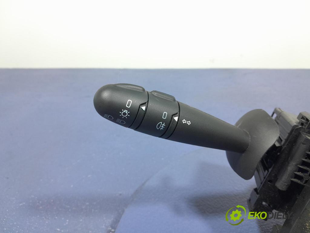 Renault Laguna 2002 prepínač Komplex: