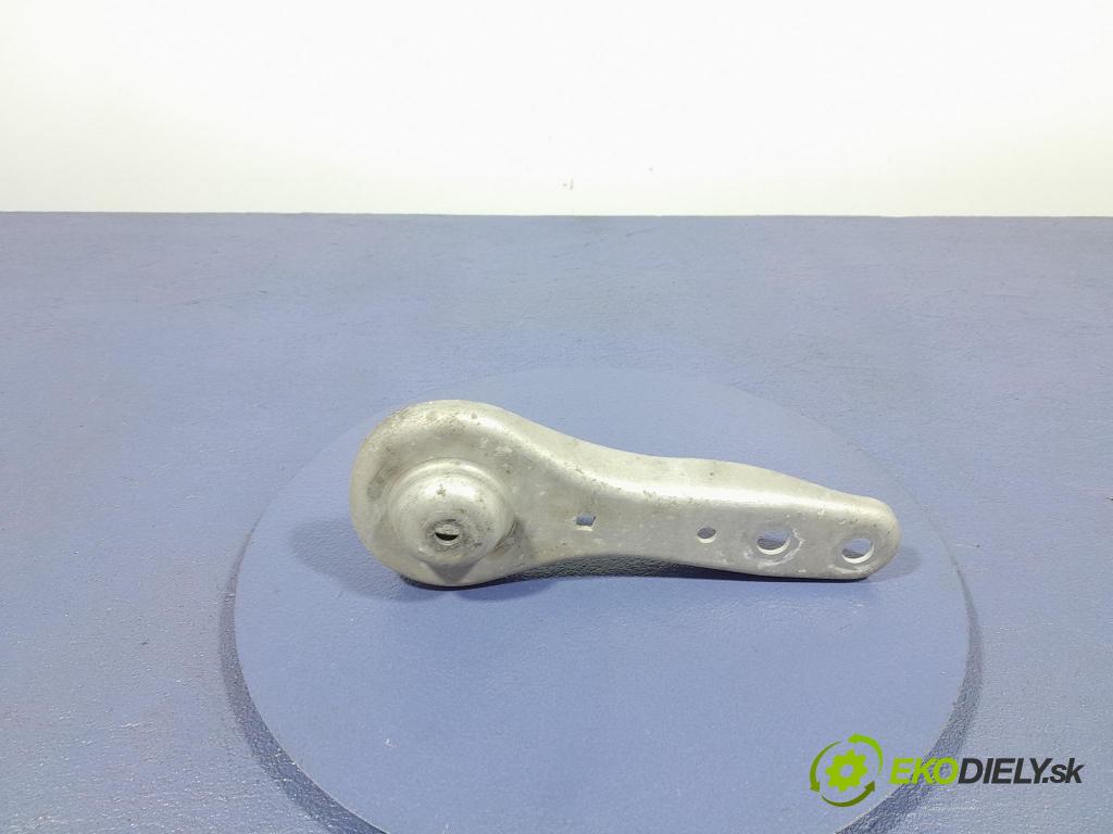 Bmw Z4 2022 tyč Reakcia: 6881819