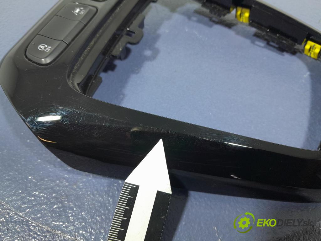 Opel Corsa 2024 kryt Plast: Interiéry: 98295401