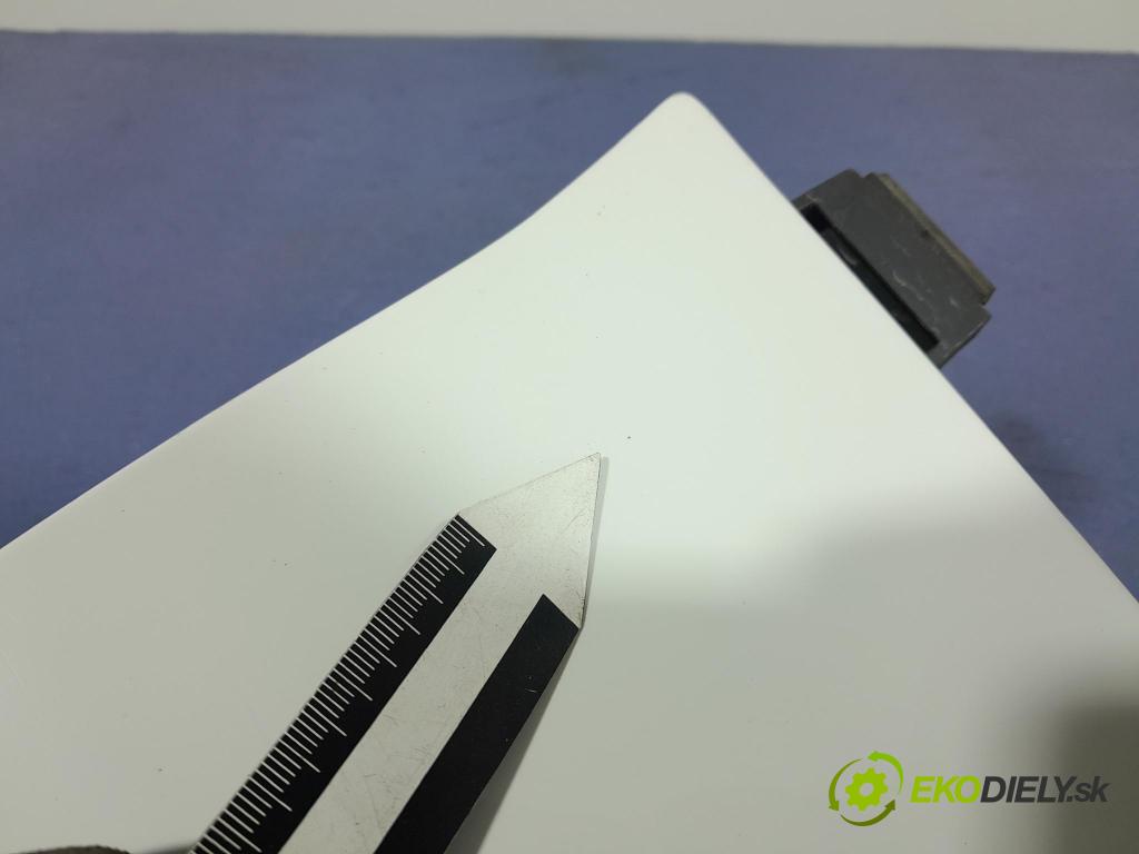 Bmw Z4 2022 blatník Predné v pravo: 7435792