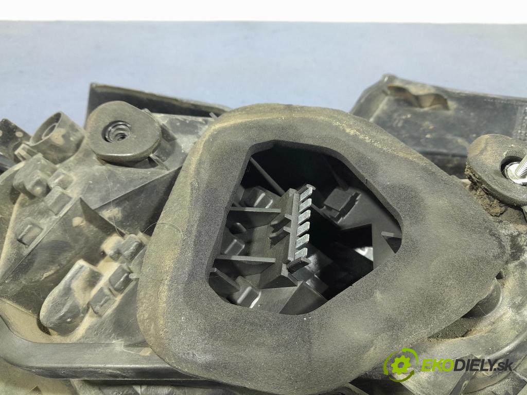 Opel Corsa 2008 svetlo / reflektor zad Prava: Vonkajsia: 13269051