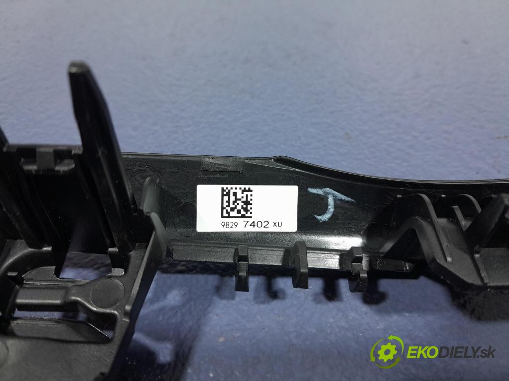 Opel Corsa 2024 lišta Dekoratívne: Vnútri: 98297402XU