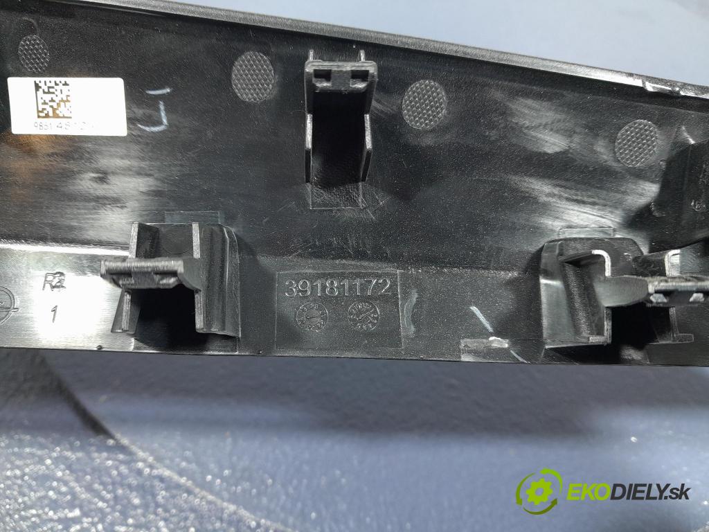 Opel Corsa 2024 lišta Dekoratívne: Vnútri: 98514812VC
