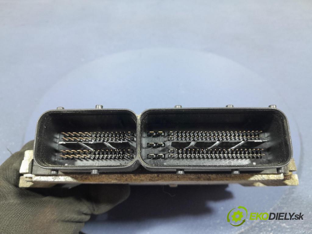 Opel Corsa 2008 riadiaca jednotka Motor: 55568383