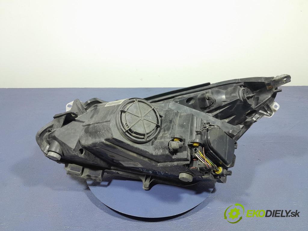 Opel Corsa 2008 Reflektor: v pravo: 13186382