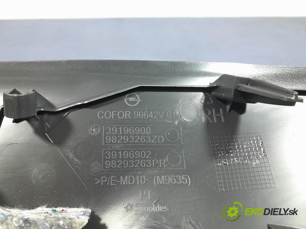 Opel Corsa 2024 kryt Plast: Interiéry: 98293263ZD