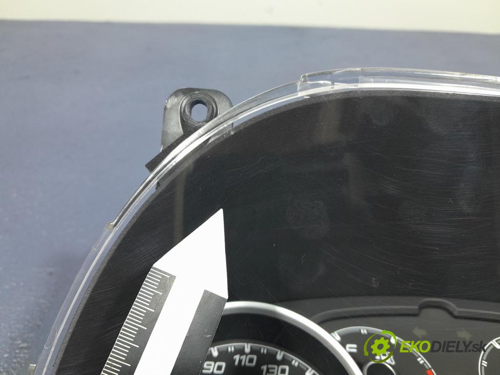 Fiat Doblo 2021 Přístrojová deska 0521745530