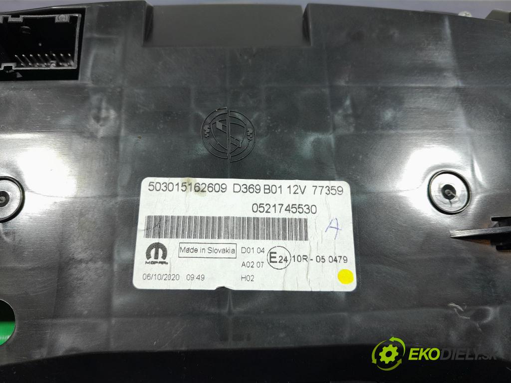 Fiat Doblo 2021 Přístrojová deska 0521745530