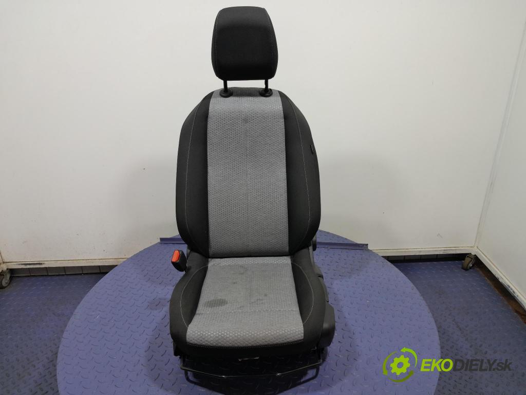 Opel Corsa 2024 Sedačka Ovládače: