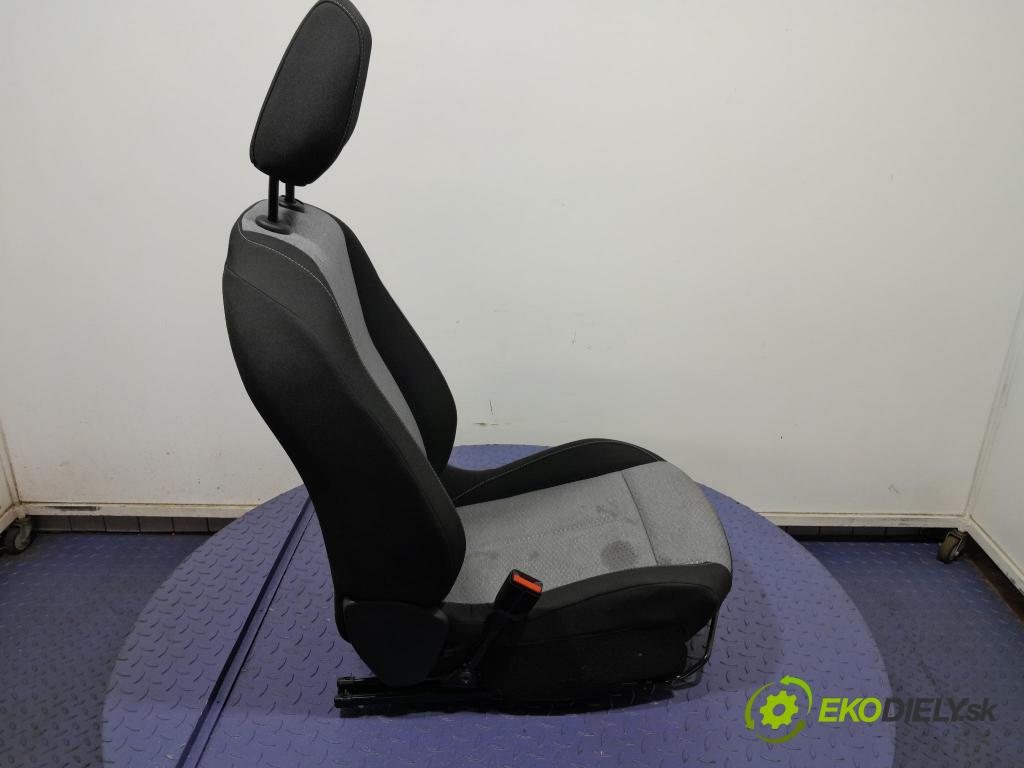 Opel Corsa 2024 Sedačka Ovládače: