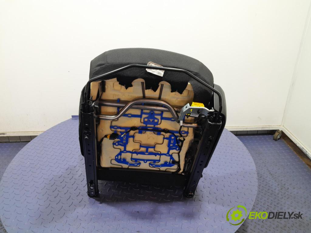 Opel Corsa 2024 Sedačka Ovládače: 