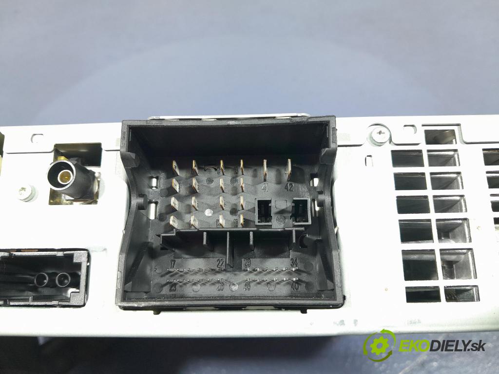 Audi A5 2014 Radio I Navigácia: 4G0035061N