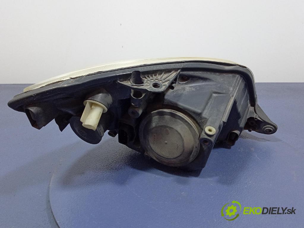 Skoda Roomster 2007 světlo Levý: 247831-00L