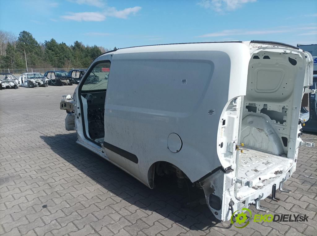 Fiat Doblo 2021 Boční Levý: