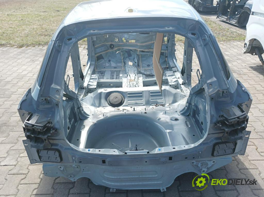 Opel Corsa 2024 blatník zad v pravo: 