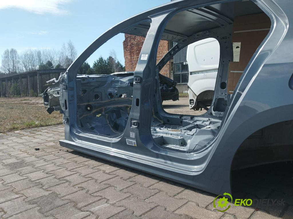 Opel Corsa 2024 Práh: Vľavo: