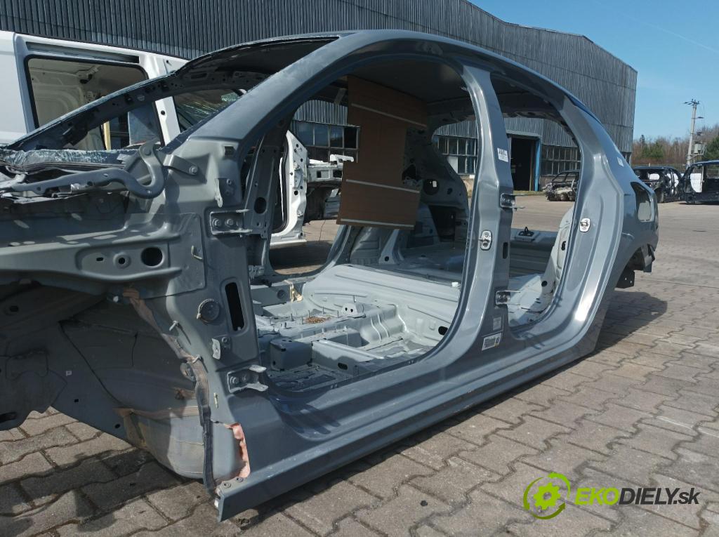 Opel Corsa 2024 Práh: Vľavo: 