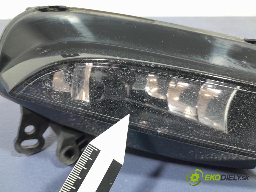 Audi A5 2014 Halogen v pravo: 8T0941700F