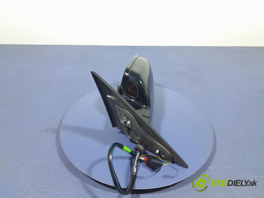 Audi A5 2014 zrkadlo Vľavo: