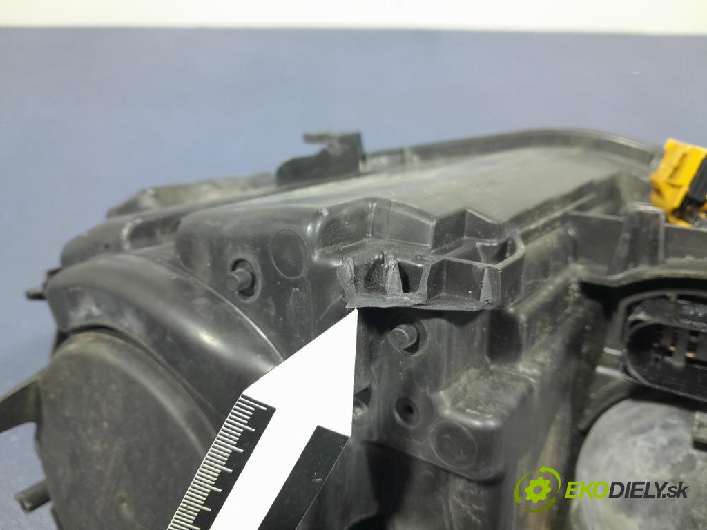 Audi A5 2014 Reflektor: v pravo: 8T0941032C