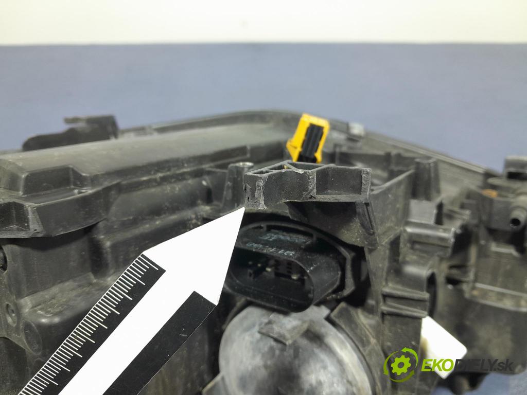 Audi A5 2014 Reflektor: v pravo: 8T0941032C