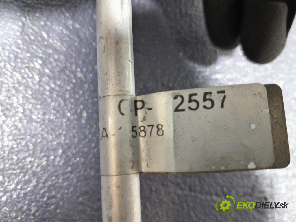 Fiat Doblo 2021 trubka Klimatizace: 52121202