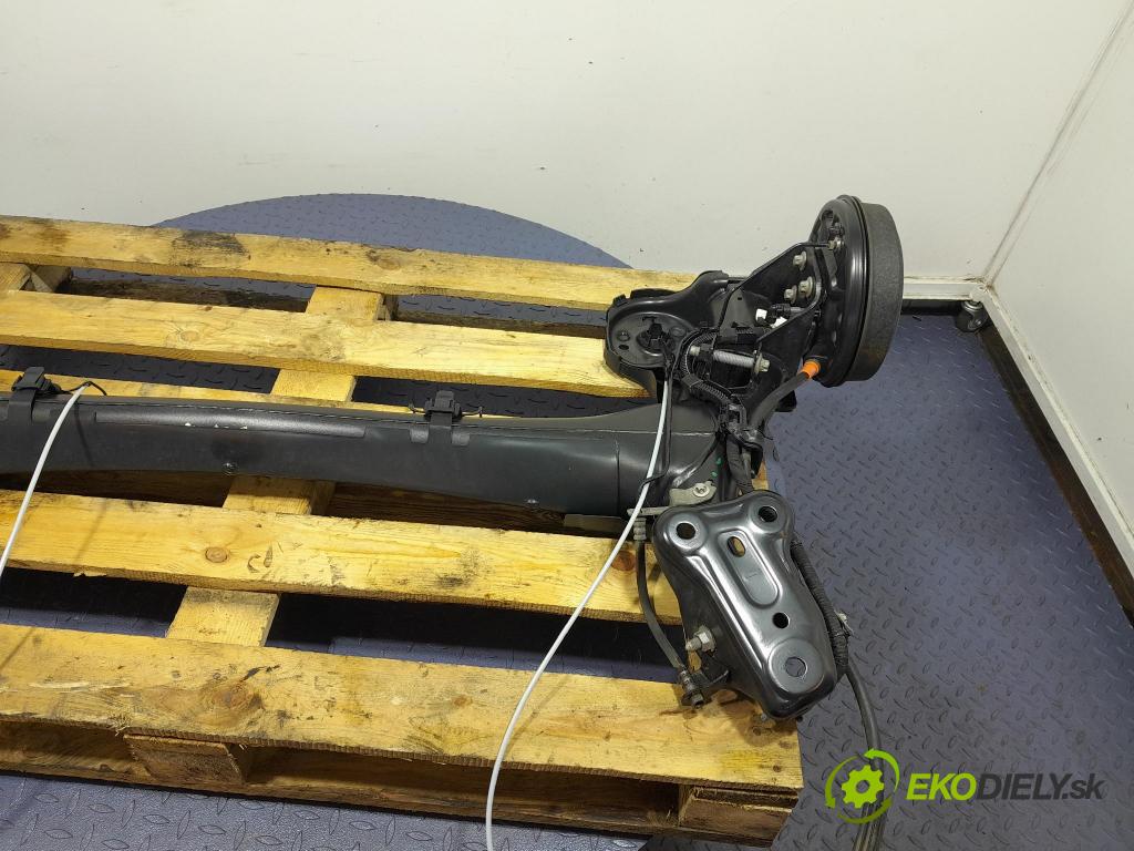 Opel Corsa 2024 výstuha Pozastavenia: zad