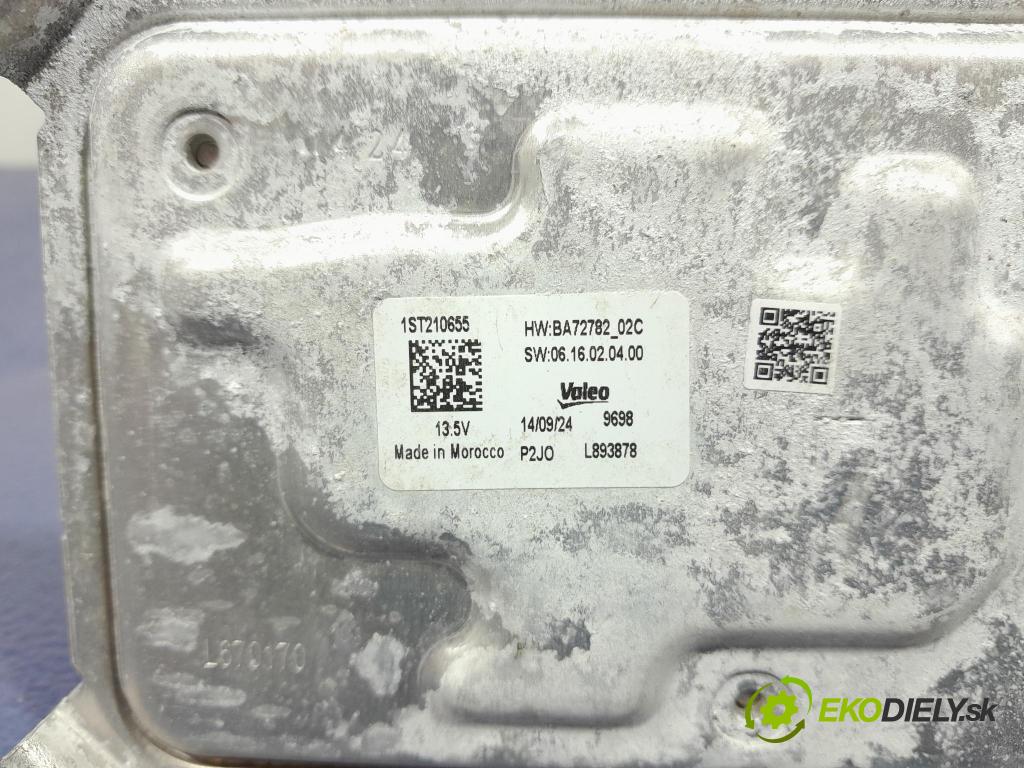 Opel Corsa 2024 měnič L893878