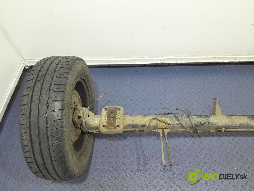 Ford Transit 2006 výstuha Pozastavenia: zad