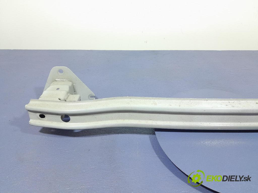 Opel Corsa 2024 výstuha narazník zad