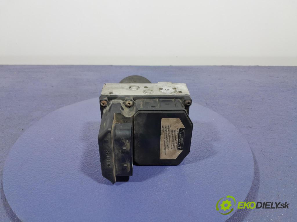 Toyota Avensis 2003 čerpadlo ABS x 44540 05030