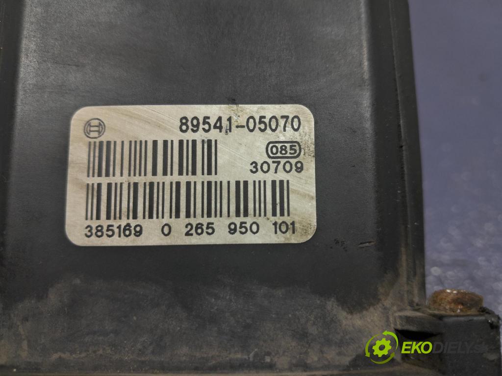 Toyota Avensis 2003 čerpadlo ABS x 44540 05030