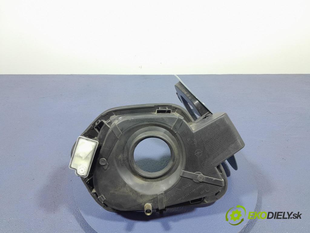 Opel Corsa 2024 Klapka nádrže paliva 39167574
