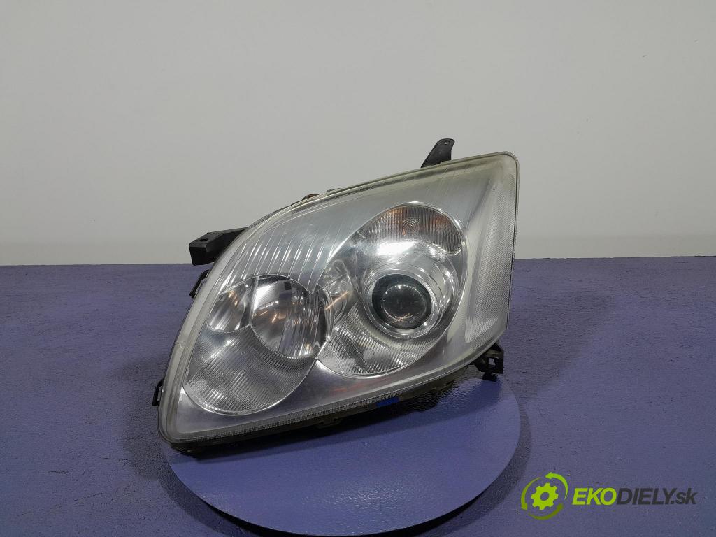 Toyota Avensis 2003 Reflektor: Vľavo: