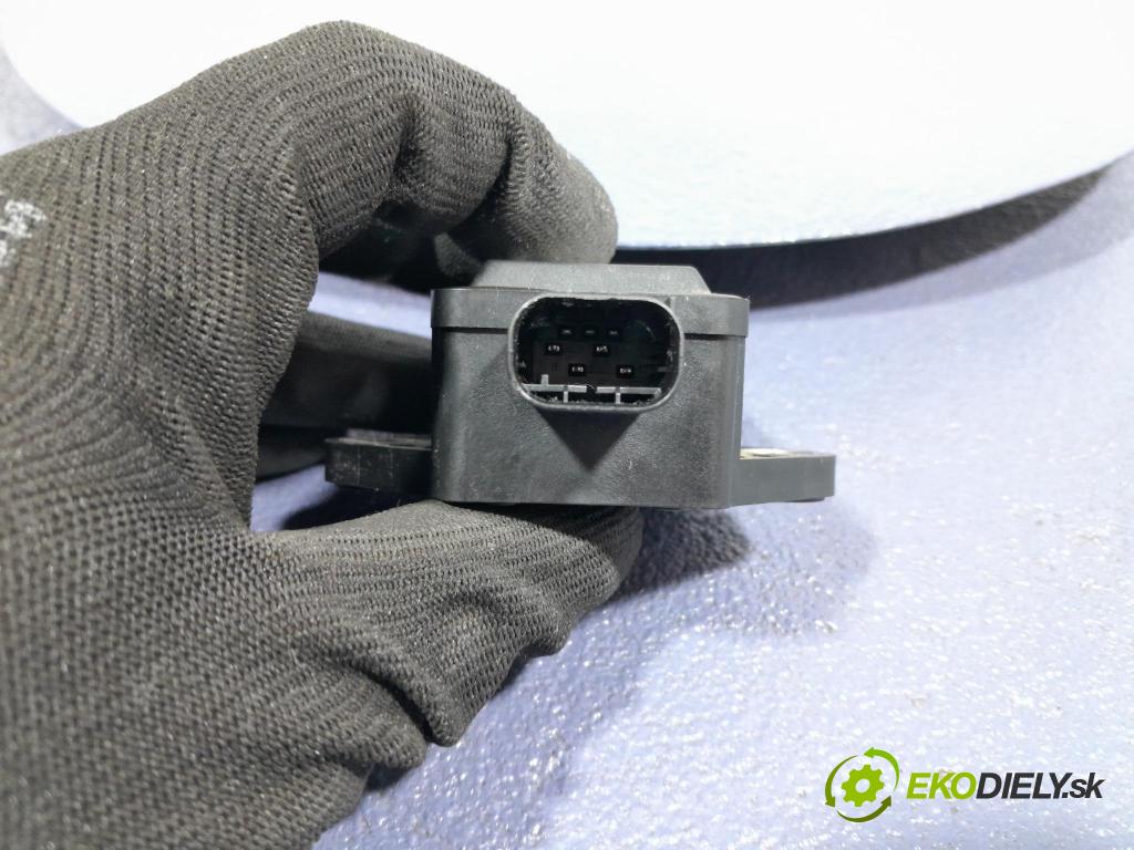 Toyota Avensis 2003 snímač ESP. 89183-05020