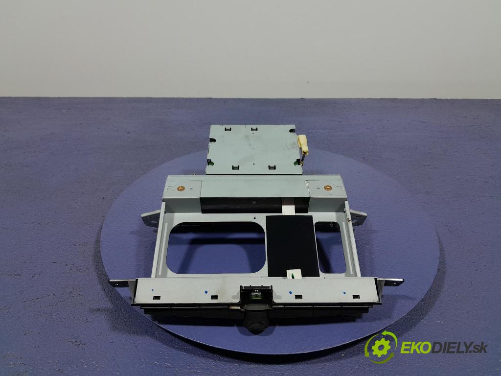 Toyota Avensis 2003 displej Radio / GPS 86110-05020