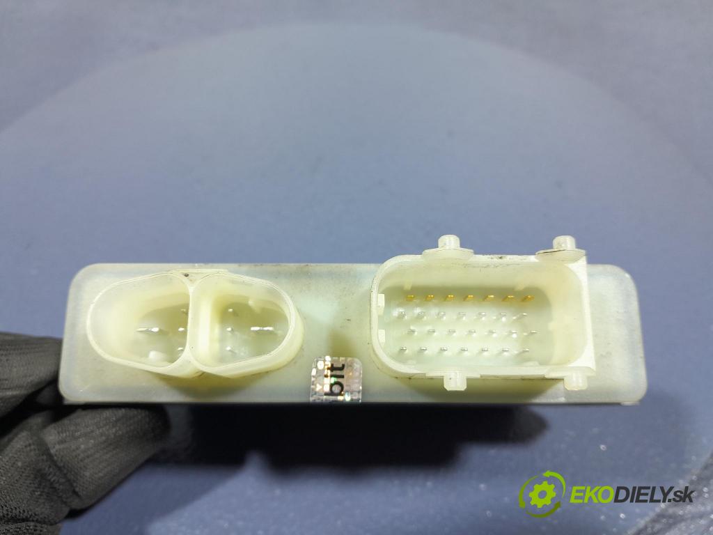 Audi A5 2014 řídící jednotka 4H0907355D