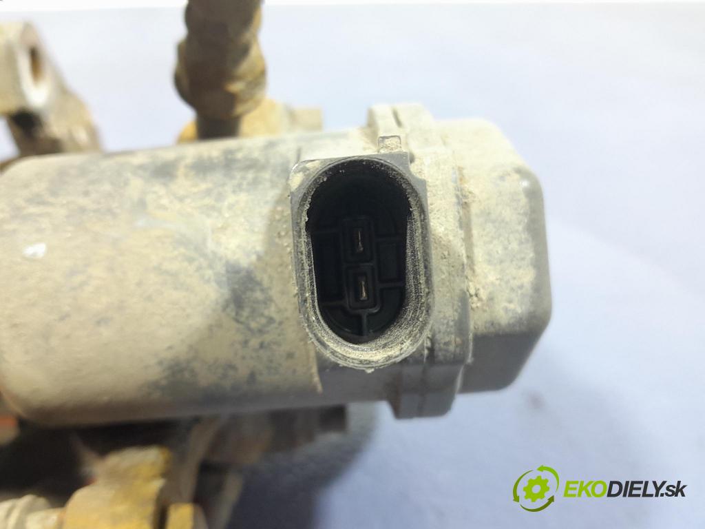 Audi A5 2014 brzdič brzdový zad v pravo: