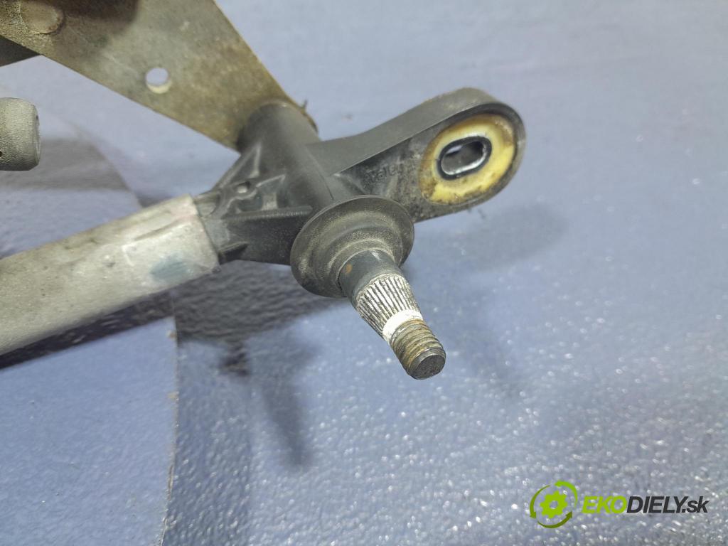 Audi A5 2014 mechanizmus motor: Stierače: Predné 8T1955023E