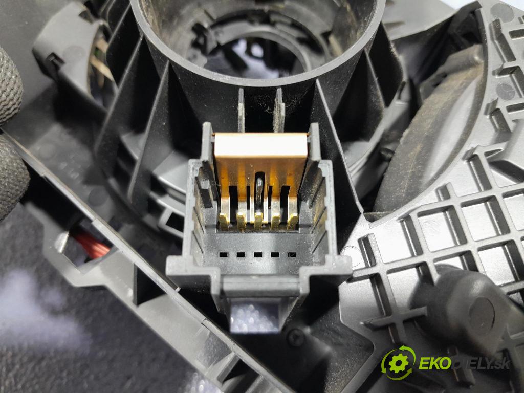 Renault Clio 2008 prepínač Komplex: 8200627602