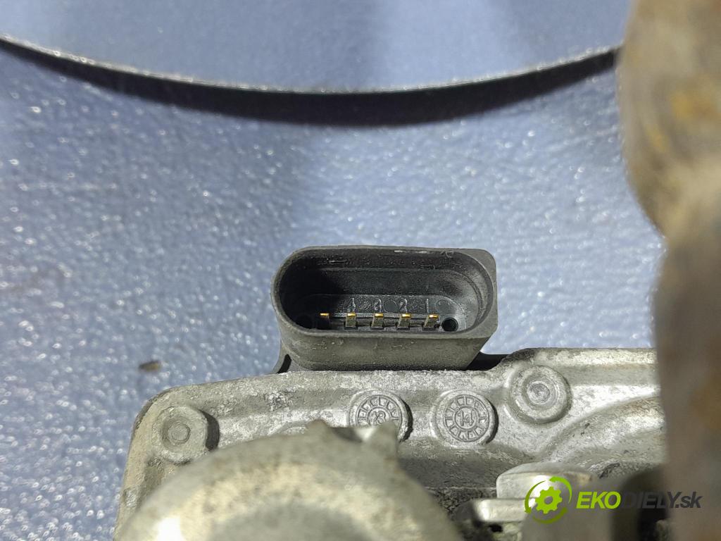 Audi A5 2014 klapka 3Q0253691F