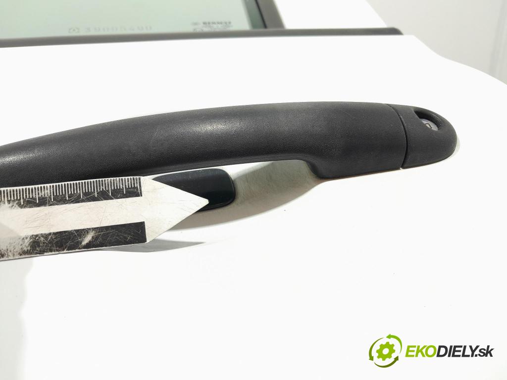 Renault Clio 2008 dvere Predné Vľavo: