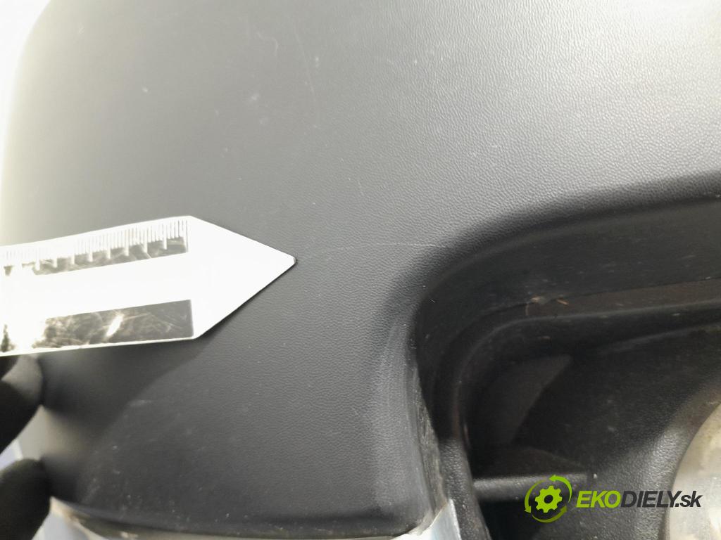 Renault Megane scenic 2004 nárazník před