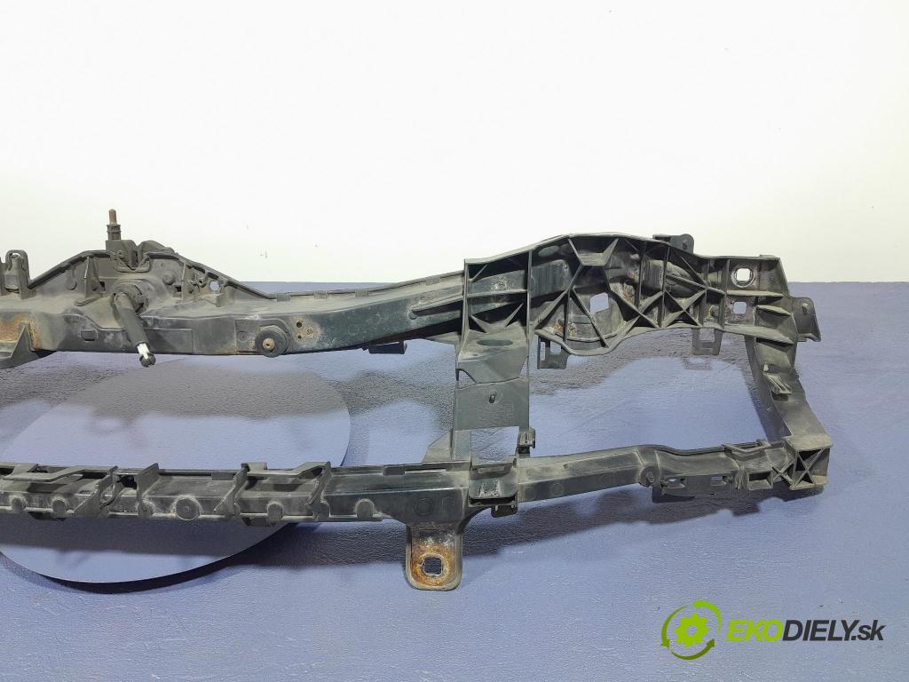 Ford Focus 2009 výstuha Predné: / pas predný