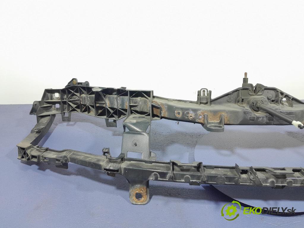 Ford Focus 2009 výstuha Predné: / pas predný