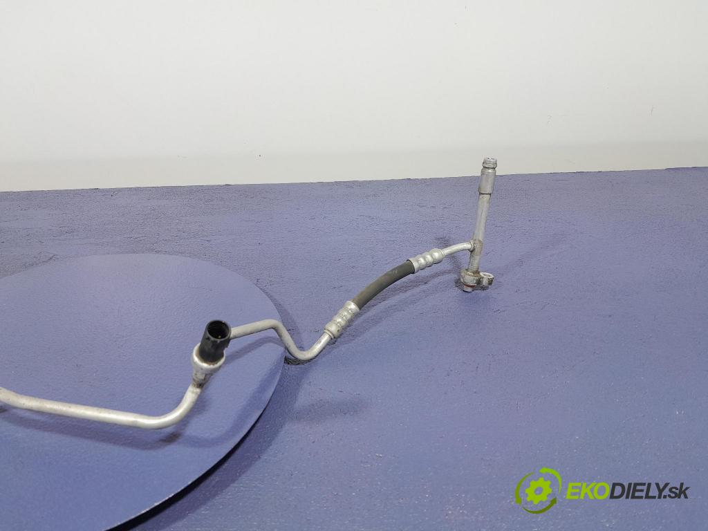 Ford Focus 2009 rúrka Klimatizácia: