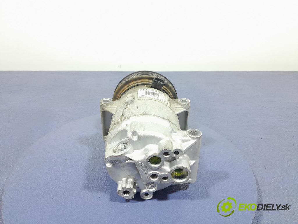 Renault Megane scenic 2004 Kompresor: Klimatizácia: 8200470242