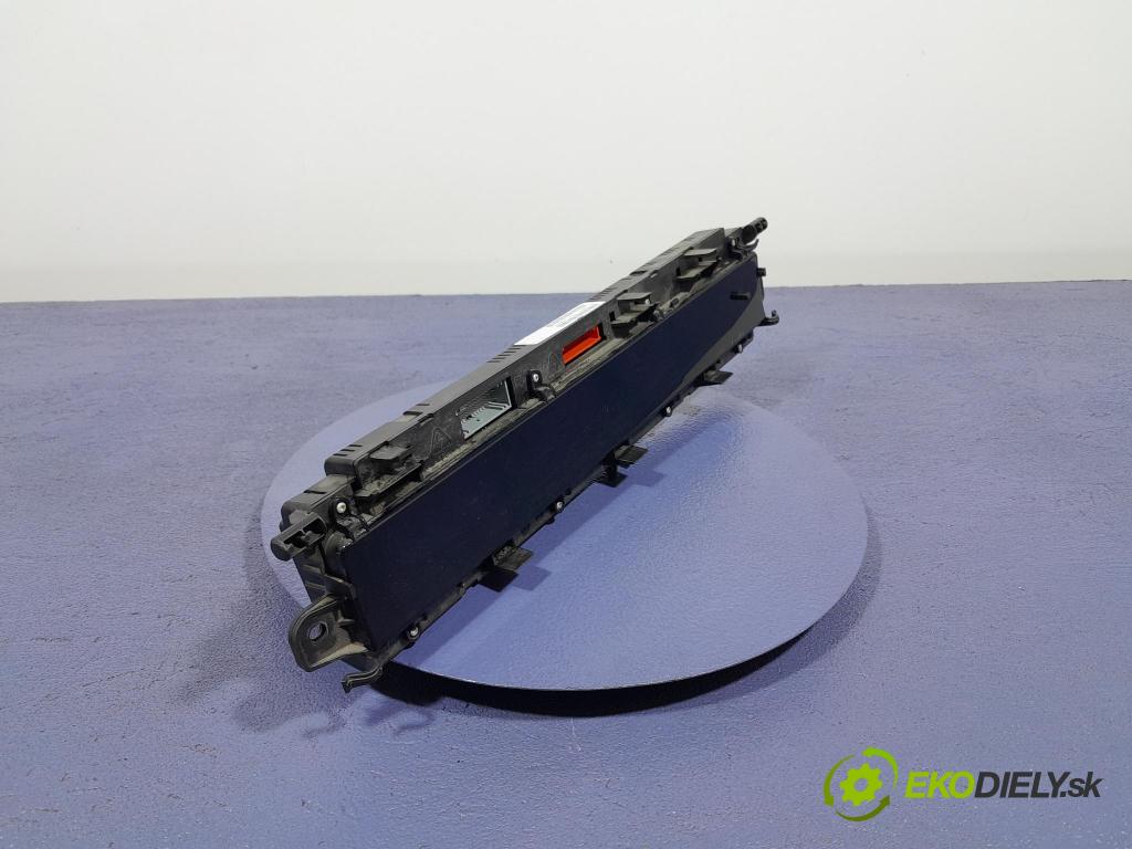 Renault Megane scenic 2004 prístrojovka/ budíky 8200451505A